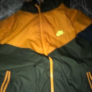 2x Nike windbreaker fits like a XL